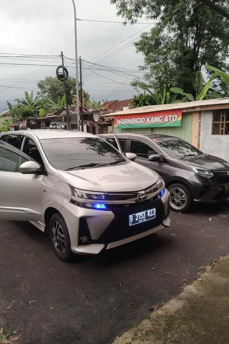 Armada Mobil Calya